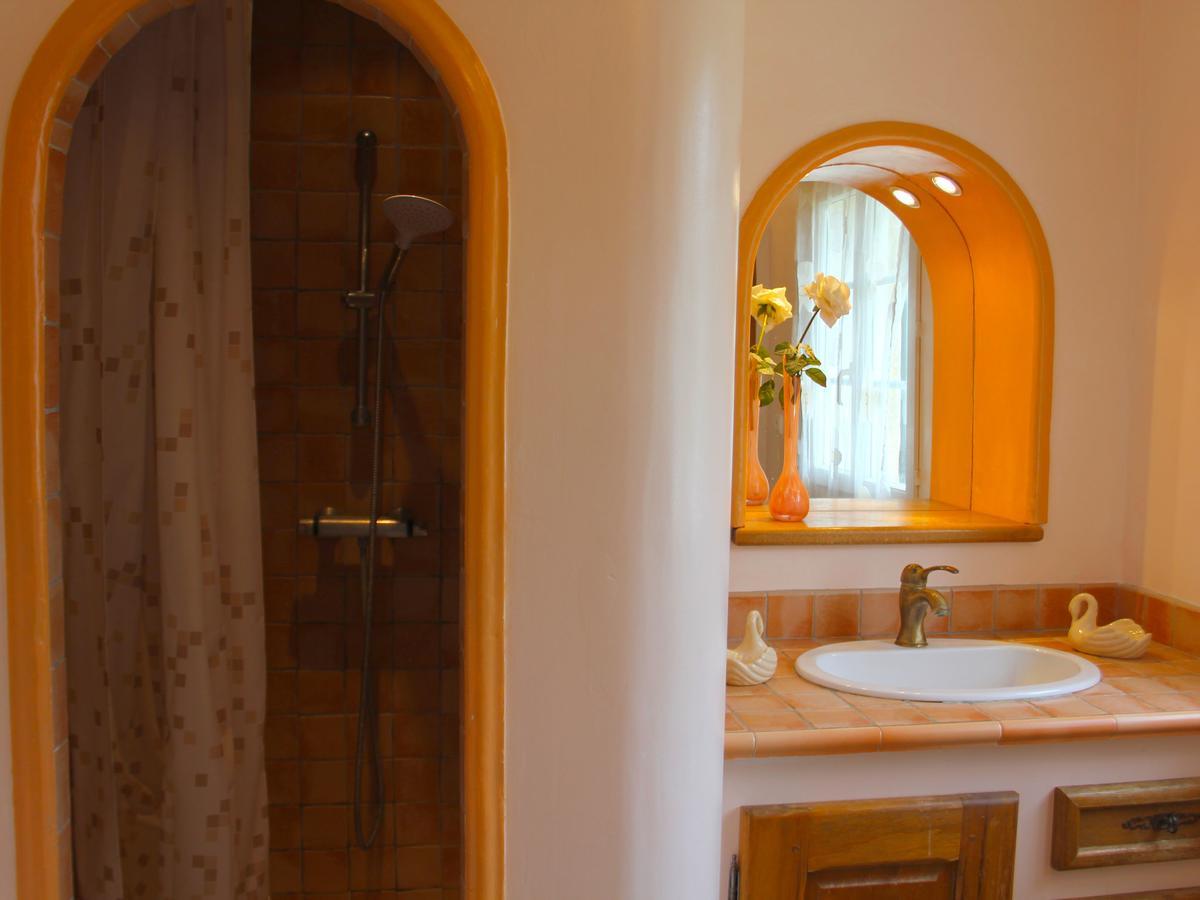 Peaceful Villa In Saint Paul De Vence With Pool 외부 사진